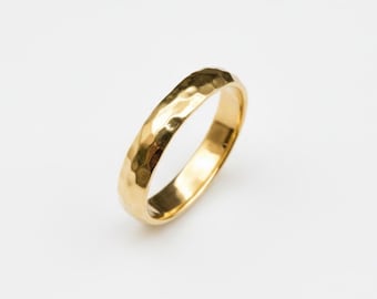 Gold Hammered Ring, Gold Wedding Band, Unisex Wedding Band, Gold Weddings Band, Hammered Wide Ring, Stackable Ring, Gold Band, Wedding Ring