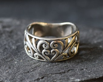 Ornament Band, Silver Leaf Ring, Filigree Band, Heart Band, Wide Silver Ring, Sturdy Silver Ring, Solid Silver Ring, Sterling Silver Band