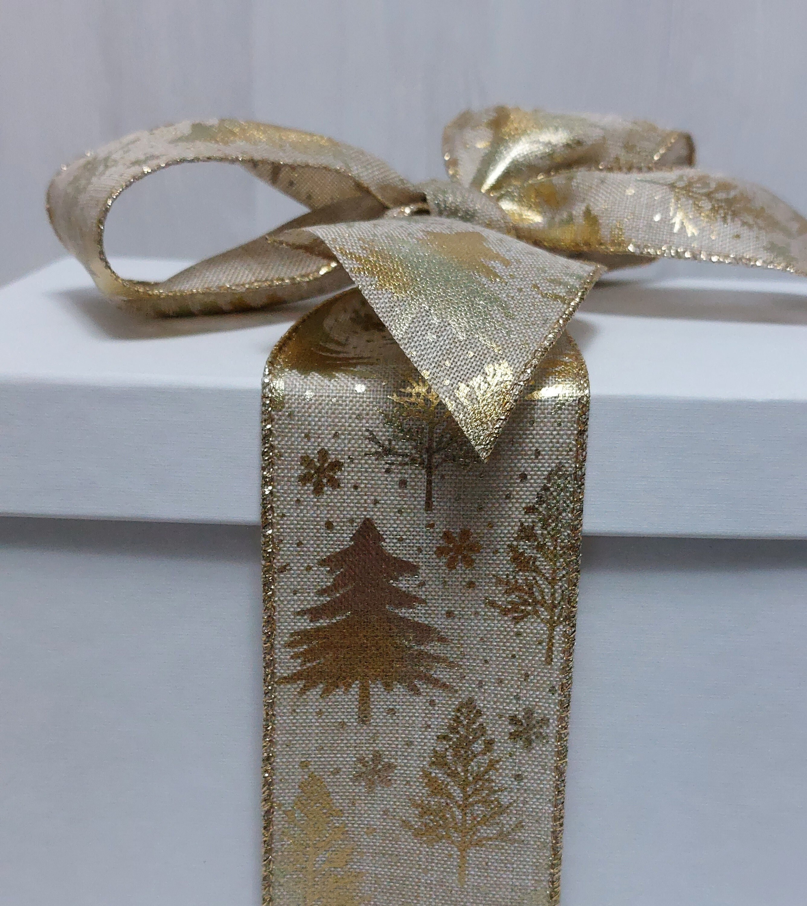  Royal Imports Metallic Sparkly Glitter Fabric Ribbon Roll for  Christmas, Craft, Floral, Wedding, Sewing, Bow Making, Gift Wrapping, 25  Yards Spool, 5/8 Inch (#3), Gold