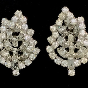 Glitzy Vintage Rhinestone & Silver-Toned Tree Clip-on Earrings