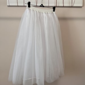 Bridal Tulle Skirt Modern Romantic , Floor-Length Tulle Wedding Skirt, Tulle Skirt Wedding Outfit, Black Tulle Skirt Outfit, Layered Tulle