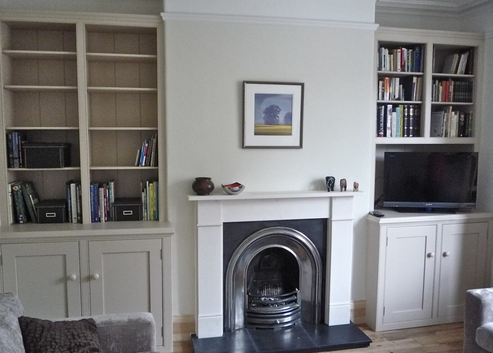 Bespoke Affordable MDF , MDF Alcove Fitted Furniture, Shelving, Bookcases and Storages Solutions