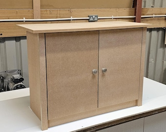 Szafka z płyty MDF na zamówienie, projekt wnęki DIY.