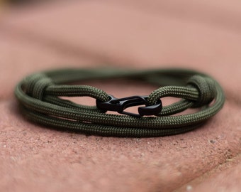Custom Paracord Bracelet: Handmade Military Grade Survival Gear