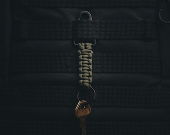 Paracord Keychain: Rugged Outdoor Accessory, Hiking, Camping