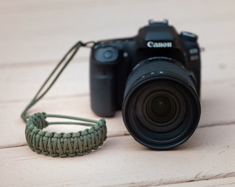 Ultimate Photographer's Paracord Wrist Strap