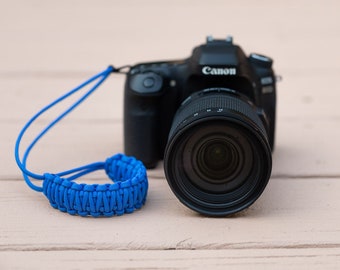 Paracord Camera Strap - A Photographer's Must-Have