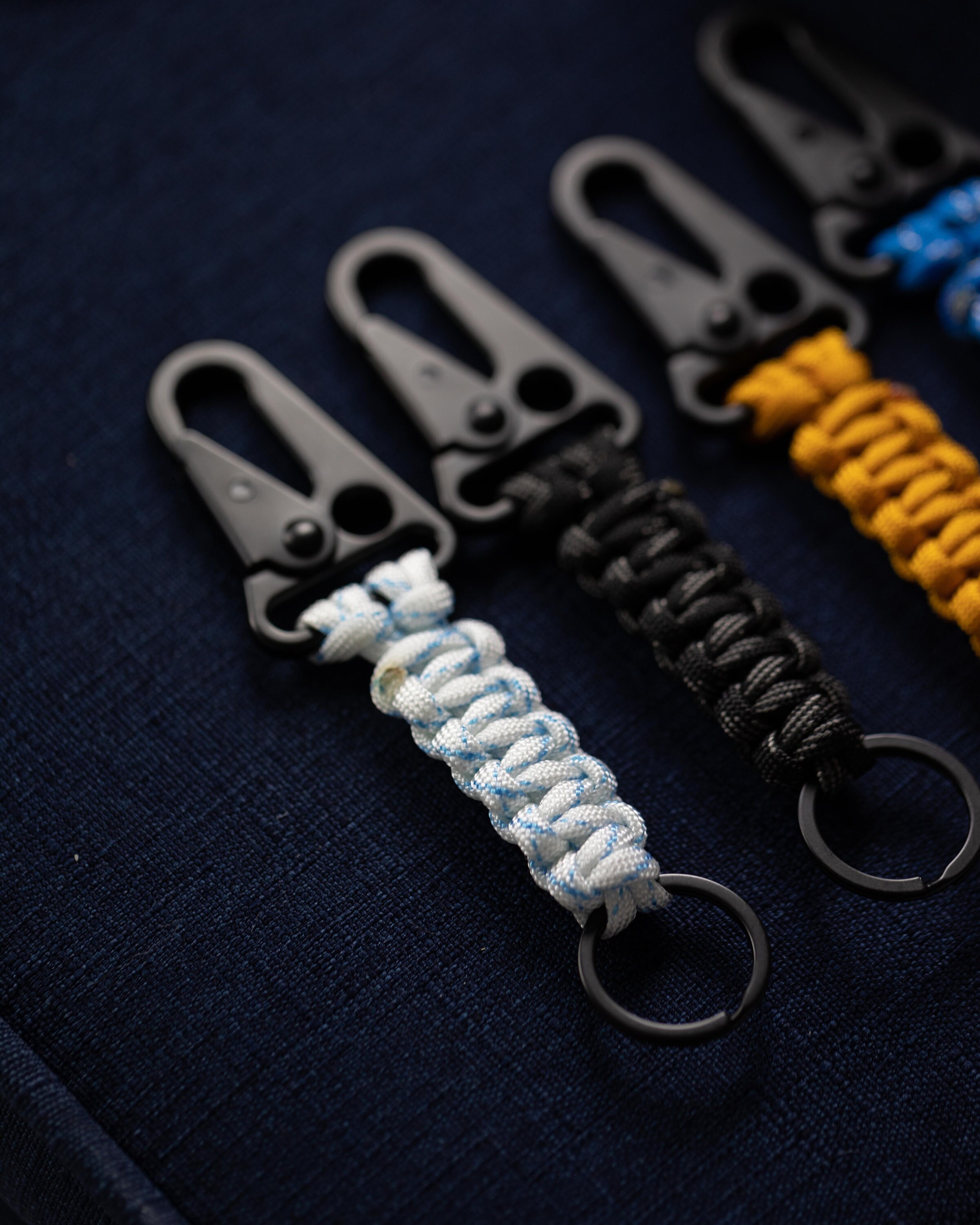 Climbing Rope Keychain Handmade Paracord Keychain Carabiner Etsy
