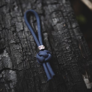 Knife Lanyard | Zipper Pull | Snake Knot | Gold Paracord Bead