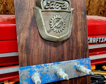 Vintage Ford emblem Key holder