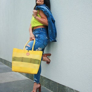 Mexican Handwoven, Recycled Plastic Tote.