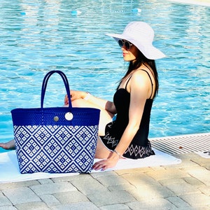 Oaxacan Recycled Plastic Bag- Blue Diamond