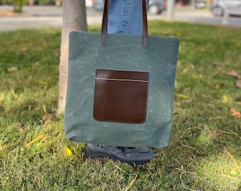 Olive Green Canvas Tote Bag with Leather Pocket, Zipper top closure | Waxed Canvas Tote | Canvas Tote Bag | Large bag | Handmade