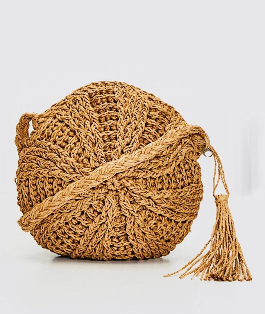 Round Hand Woven Straw CrossBody Bag, boho y estilo mediterráneo de