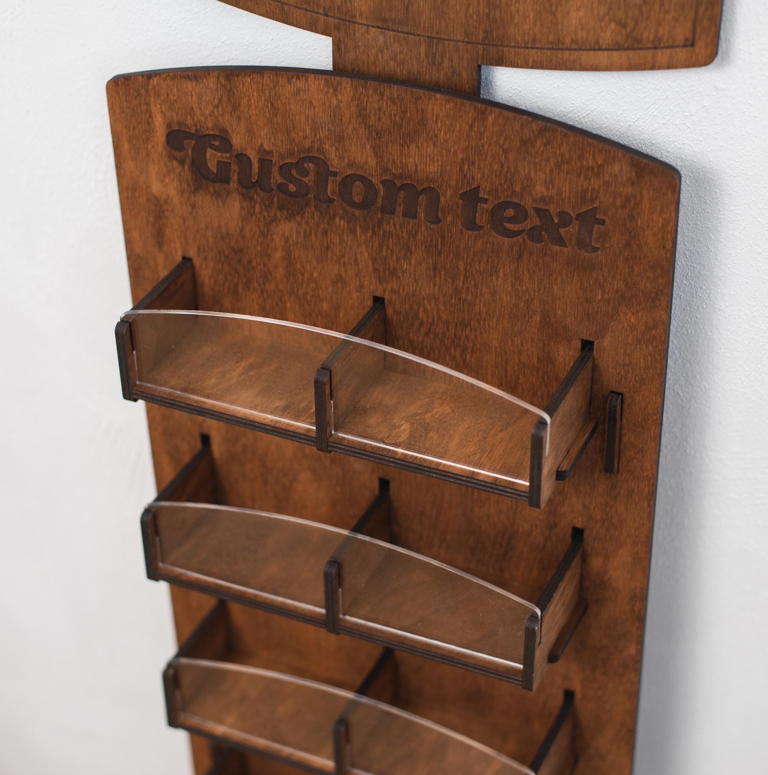 Espositore Biglietti Di Auguri In Legno 4 Ripiani - Per Cartoline, Adesivi, Regali - Foto 3