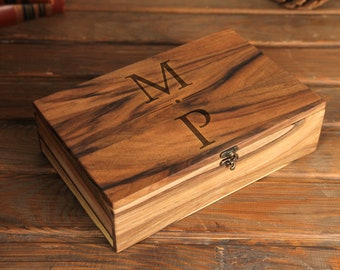 Wood box,Wood box with hinged lid,Wooden box groomsmen,Monogram wood box,Wooden box for men,Wood box gift