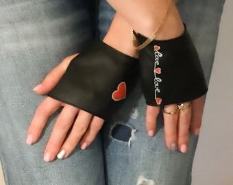 Leder Handschuhe mit rotem Herz , Kunst bemalt, fingerlose Handschuhe für Frauen, Valentinstag Geschenk