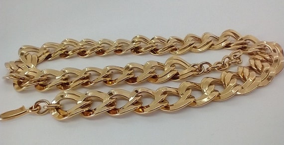 Thick chunky MONET 80s Gold Link Chain necklace - image 8