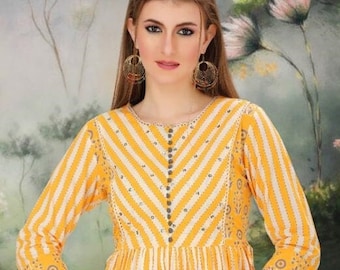 Tuniques en coton pour femmes/Kurta courte/Kurta en coton/Tuniques/Kurta brodée avec travail miroir/Hauts en coton/Blouse/Lakhnavi Kurta/Kurti court