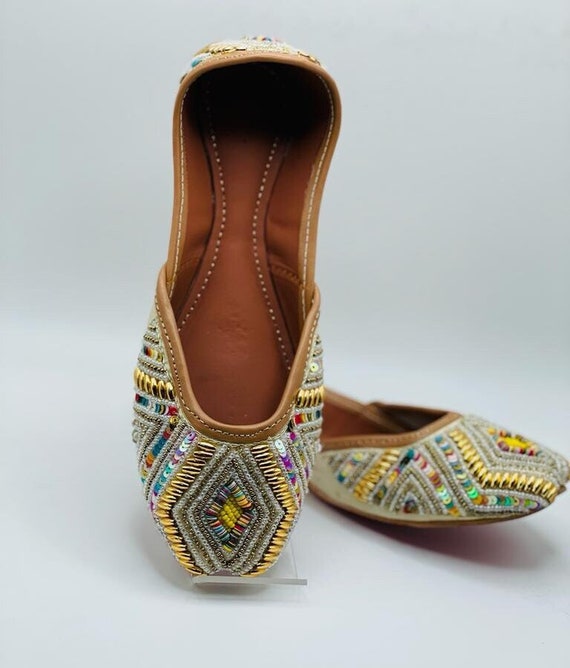 Pearl Embroidered Handcrafted Jutti for Girls khussa mojaris