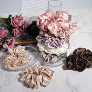 100% Premium Silk Scrunchie 22momme 5cm width of ribbon