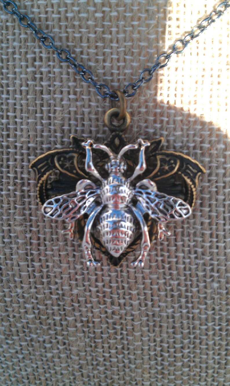 Bumble Bee Pendant Necklace Choker Adjustable