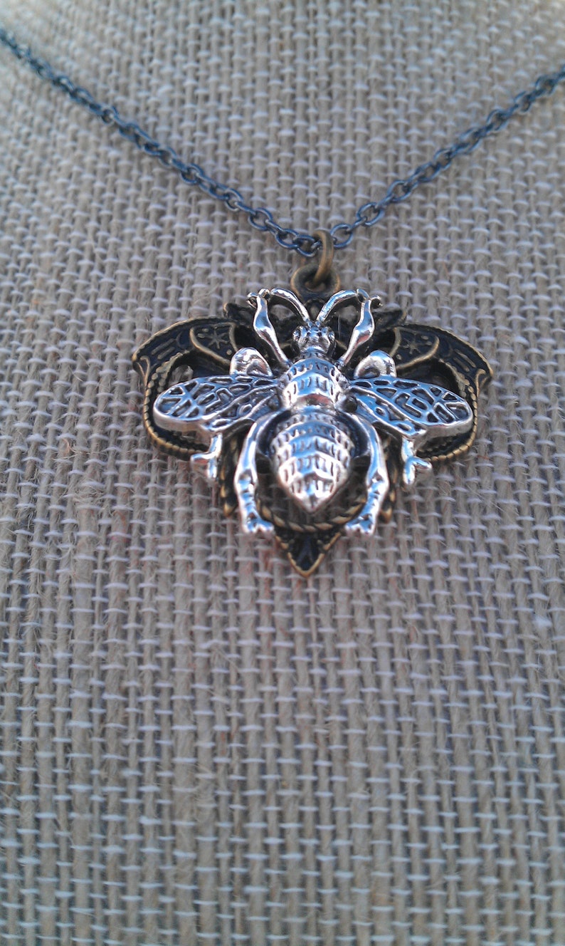 Bumble Bee Pendant Necklace Choker Adjustable