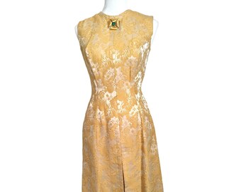 Vintage Gold Brocade Tunic Hostess Top Oriental Theme With Gold Tone Brooch