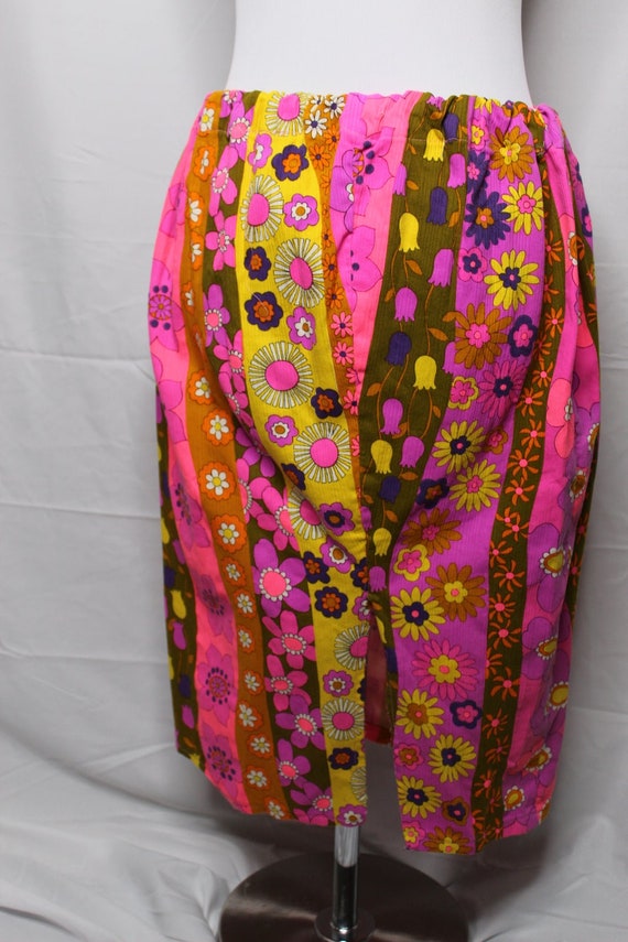 Vintage 1960's Hand Made Skirt Flower Power Mediu… - image 3