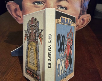 HARDCOVER!!!! The Third MAD Dossier of Spy Vs Spy #3 by Antonio Prohias 1974 5th Printing Warner MAD Magazine Paperback Book