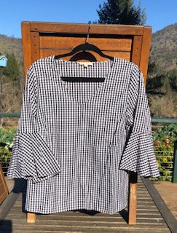 Jane and Delaney Blouse