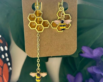 Honey Comb Clip On Earrings