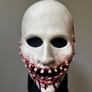 Dolly - Face Plate Mask