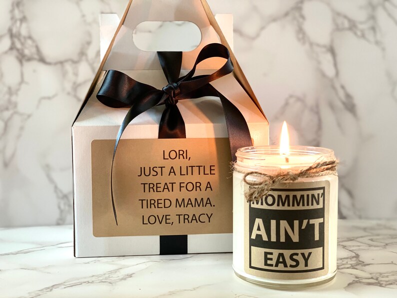 Funny Mom Candle Set, Mommin Aint Easy, Tired Mom Gift, Mom Life Gift, New Mom Gift Box, Toddler Mom Gift Box, Straight Out of Patience