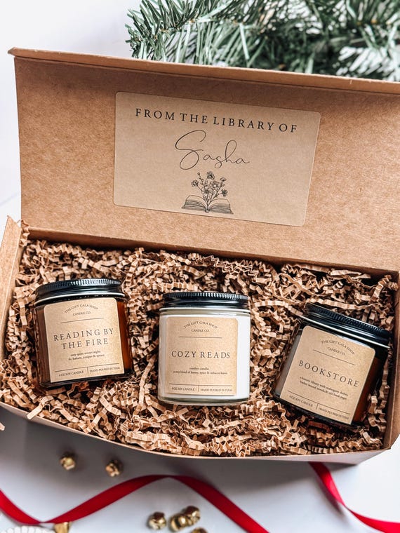 Book Lover Gift Box, Book Candle Set of 3, Personalized Candle Gift Box, Handmade Scented Candles, Bookish Gift for Women, Book Scent Candle