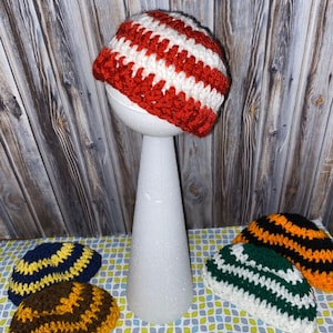 College colors beanies, crochet hats, All Sizes!!! preemie to LG adult. NCAA, NFL, Nba and sports team colors. Free shipping. Sports hat