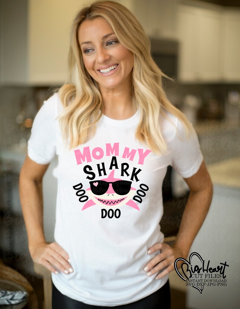 Free Free 273 Mommy Shark Doo Doo Doo Svg SVG PNG EPS DXF File