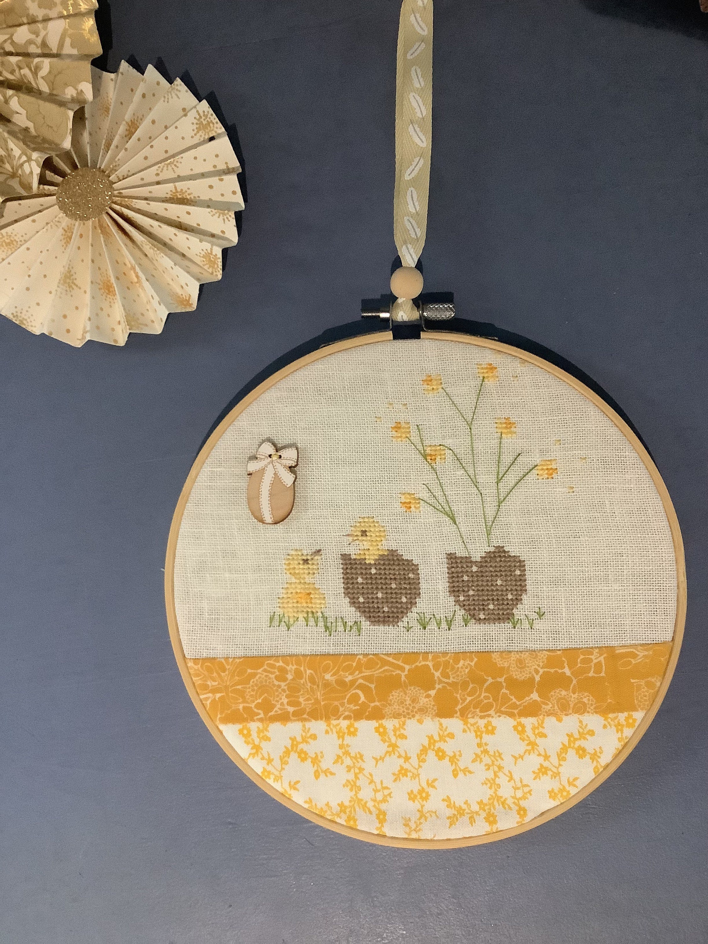 Tambour Brodé Main /Poussins de Printemps /Pâques /Œufs Pâques/Cercle à Broder/Broderie Main