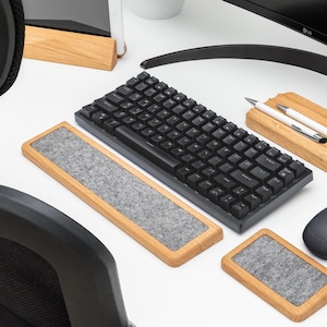 Natural Wood Wrist Pad for Typing, Handmade Keyboard Support with Felt Lining, Ergonomic Hand Rest, Wooden Desk Accessories, Gift for Him