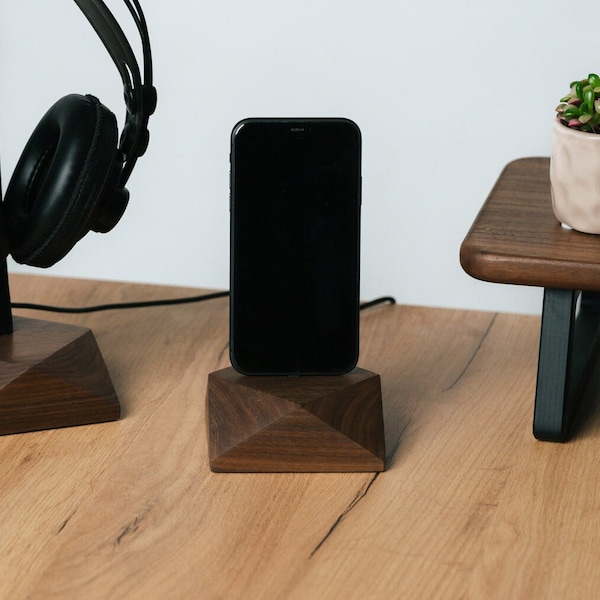 Wooden Docking station for Android | Charging Station for Samsung-Huawei-Google | Desk Office Accessories | Phone Dock Charger