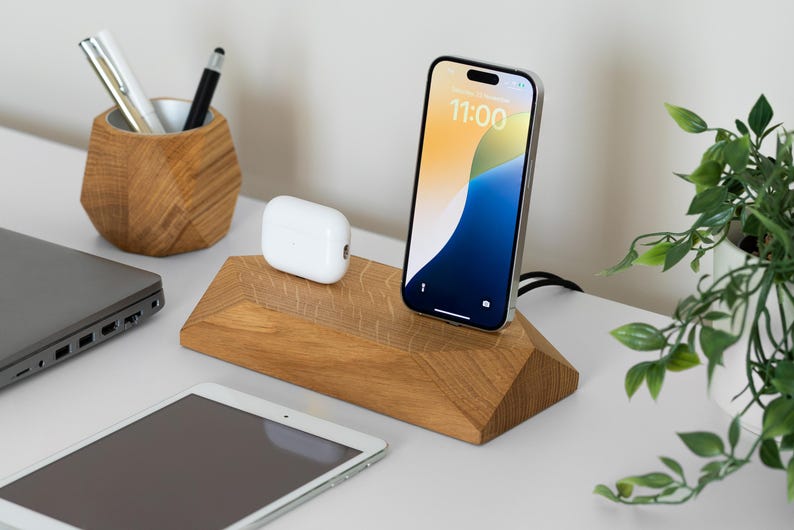 Wooden Dual Charging Station, Double IPhone Docking Station, Wood Phone Desk Organizer, Two Slot Android Charger, Family Accessories Stand