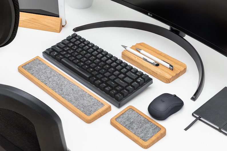Ergonomic Wooden Wrist Rest for Keyboard | Comfortable Support Felt Pad | Custom Wrist Pad | Home Office Desk Accessories | Gift for Her