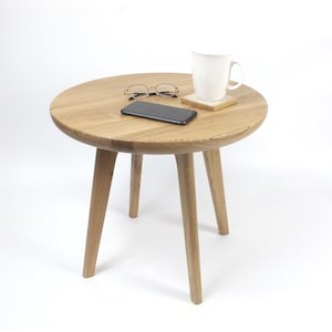 Wooden Coffee Table , Round Coffee Table, Custom Wood Coffe Table, Small Side Table, Modern Living Room Furniture, Mid Century Table