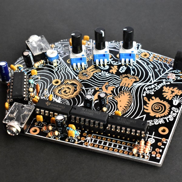 Fort-Processor - Black & Gold, voll funktionsfähiger synth. FX Synthesizer, Geräuschsynth, Verzerrersynth - Schwarz und Gold