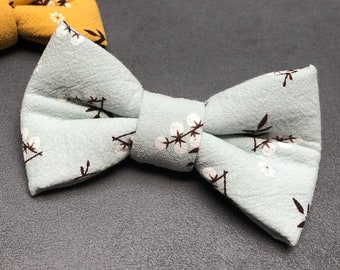 Dog bow tie, dog bow tie, bow tie, mint green, turquoise, white, cotton, floral, dog, cat