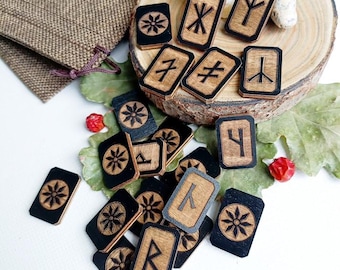 Slavic Rune Set, 18 Wooden Divination Runes, Alatyr Pagan Rune Kit, Fortune Telling Set, Slavic  Gift