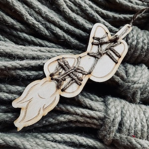 Shibari hanging model silhouette suspension rope Wood engraved ornament