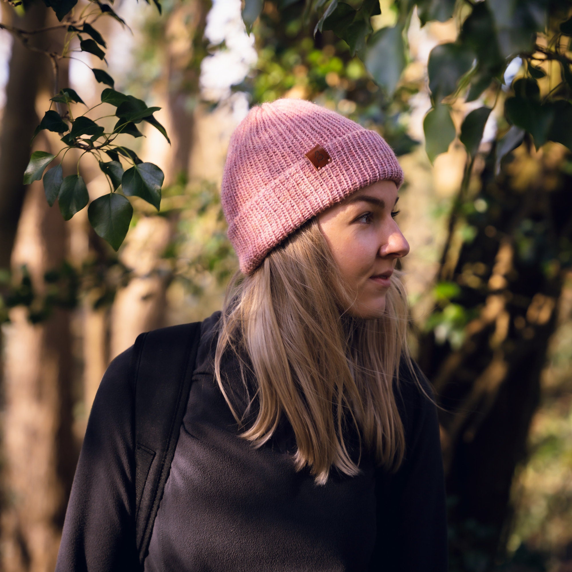 Pink beanie discount