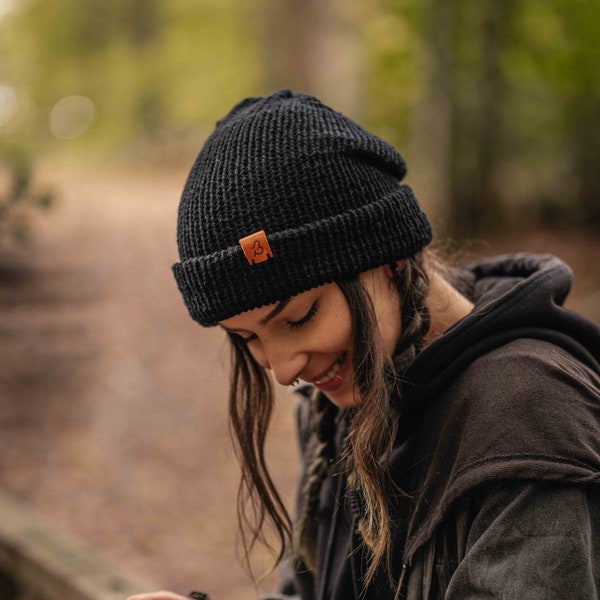 Hand-crafted Slack fit Wooly Hat. Super soft comfortable Midnight Black over-sized wooly hat for men or women that's hand-crafted in the UK.