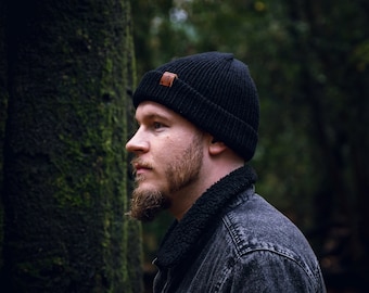 Black Beanie Hat. Super soft comfortable Midnight Black woolly beanie for men or women that&#39;s been crafted by hand in the UK.